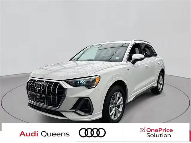 2022 Audi Q3 S line Premium AWD photo