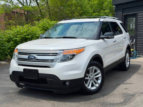 2015 Ford Explorer XLT 4WD photo