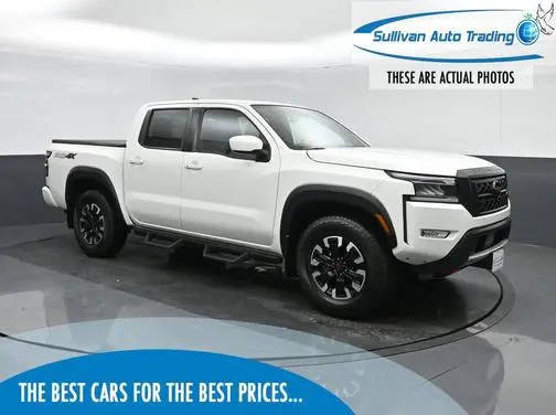 2022 Nissan Frontier PRO-4X 4WD photo