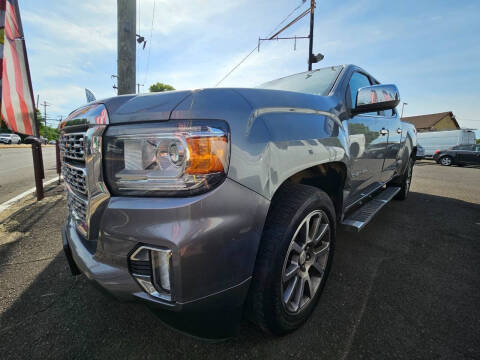 2022 GMC Canyon 4WD Denali 4WD photo