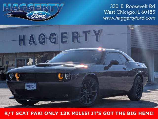 2022 Dodge Challenger R/T Scat Pack RWD photo