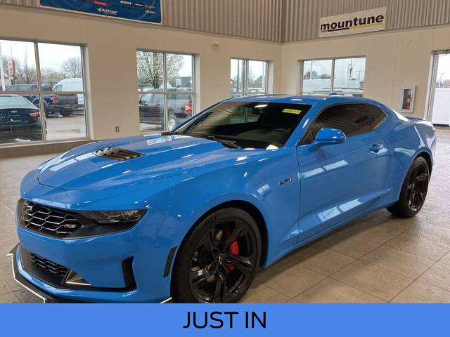 2022 Chevrolet Camaro LT1 RWD photo