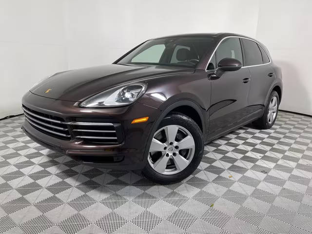 2022 Porsche Cayenne  AWD photo