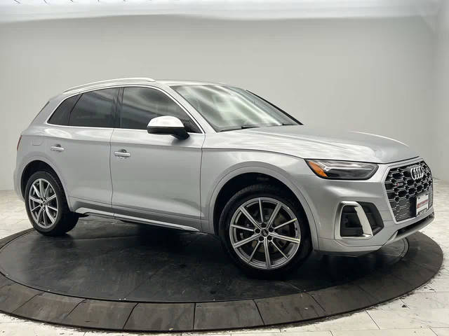 2022 Audi SQ5 Premium AWD photo