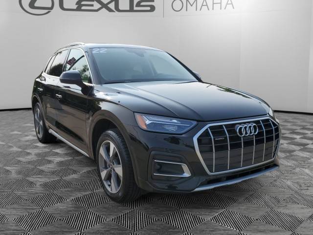 2022 Audi Q5 Premium Plus AWD photo