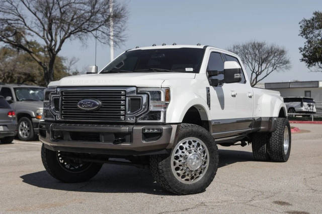 2022 Ford F-450 Super Duty King Ranch 4WD photo