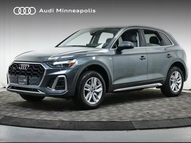 2022 Audi Q5 S line Premium AWD photo