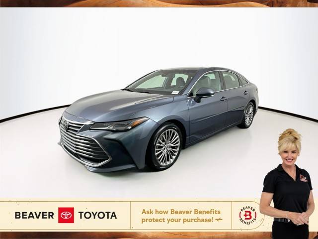 2022 Toyota Avalon Limited FWD photo