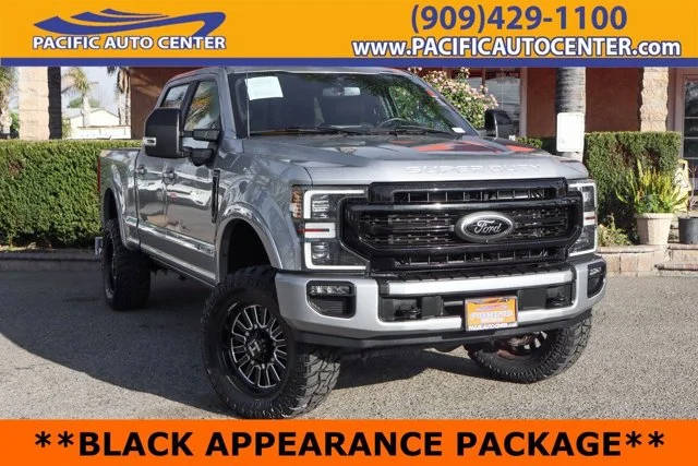 2022 Ford F-250 Super Duty LARIAT 4WD photo