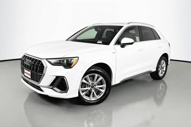 2022 Audi Q3 S line Premium AWD photo