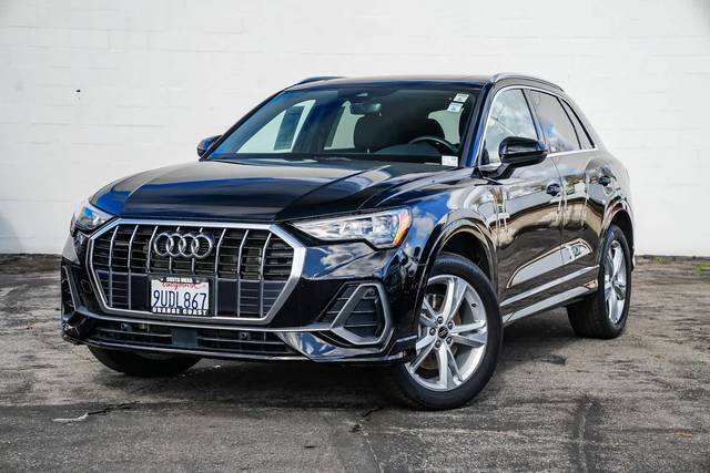 2022 Audi Q3 S line Premium AWD photo