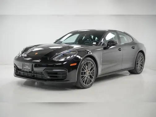 2022 Porsche Panamera Platinum Edition RWD photo