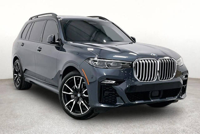 2022 BMW X7 xDrive40i AWD photo
