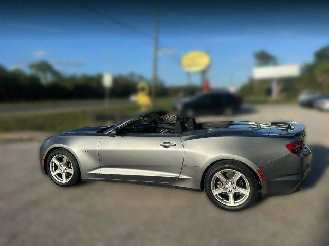 2020 Chevrolet Camaro 1LT RWD photo