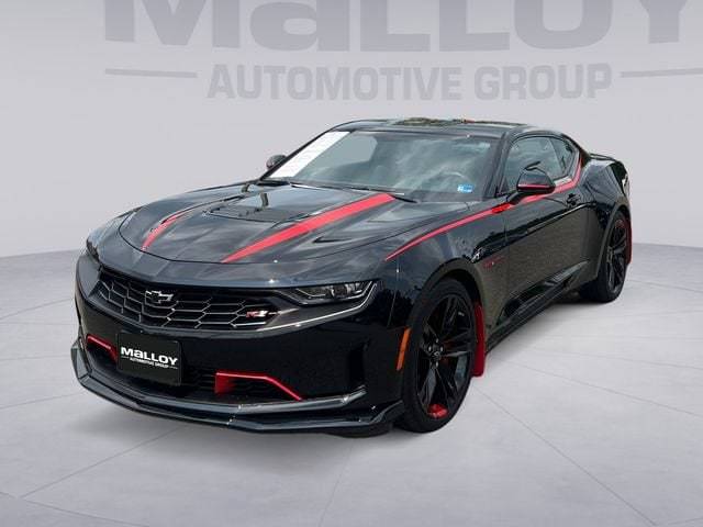 2022 Chevrolet Camaro LT1 RWD photo