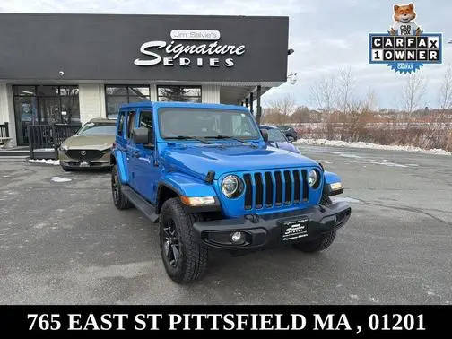 2022 Jeep Wrangler Unlimited Unlimited Sahara Altitude 4WD photo