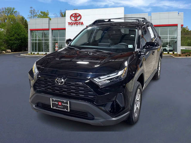 2022 Toyota RAV4 XLE AWD photo