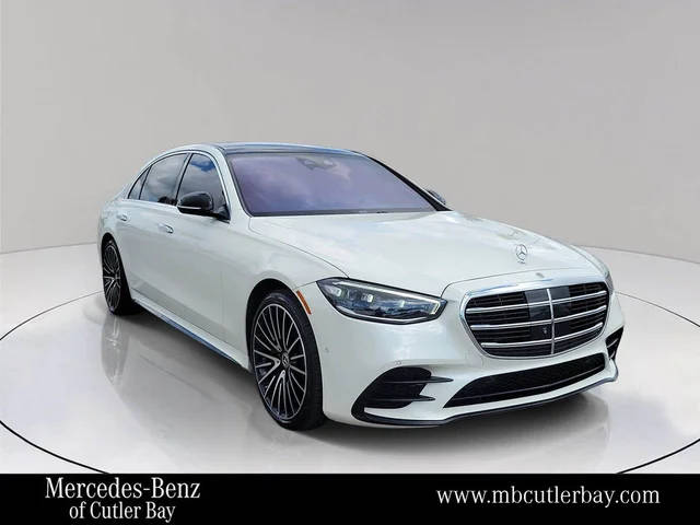 2022 Mercedes-Benz S-Class S 500 AWD photo