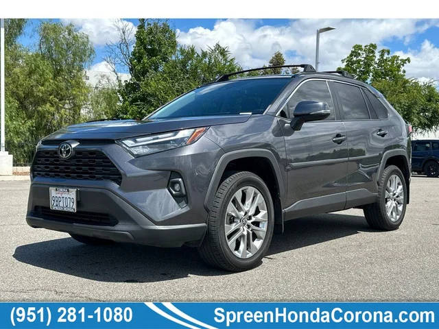 2022 Toyota RAV4 XLE Premium FWD photo