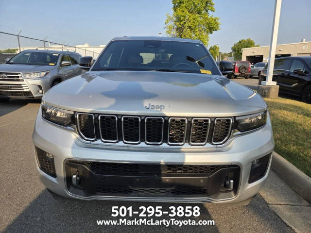 2022 Jeep Grand Cherokee Overland 4WD photo