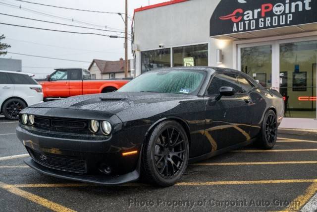 2015 Dodge Challenger R/T RWD photo