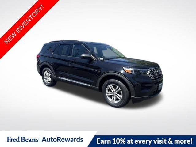 2022 Ford Explorer XLT 4WD photo