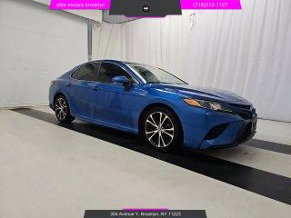 2019 Toyota Camry Hybrid SE FWD photo