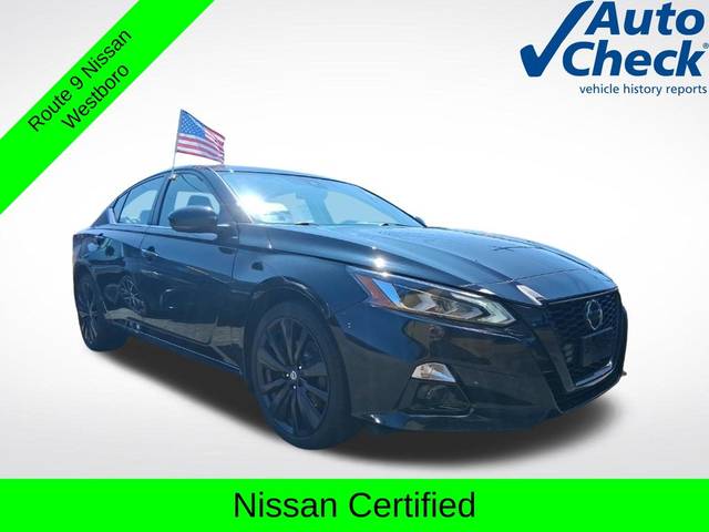 2022 Nissan Altima 2.5 SR AWD photo