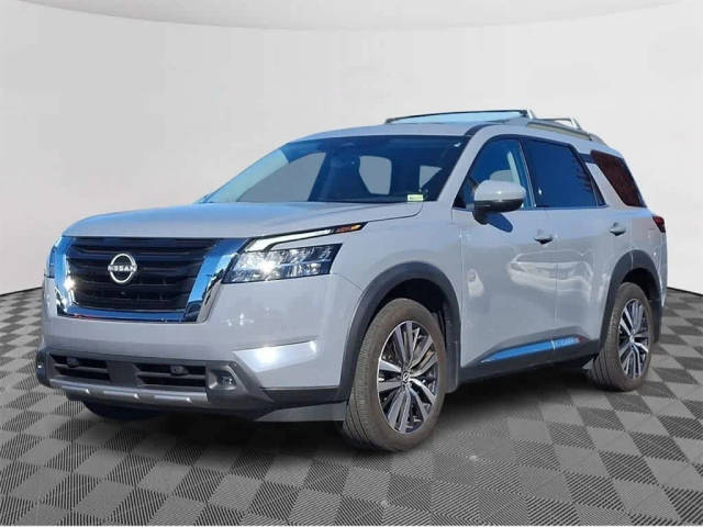 2022 Nissan Pathfinder Platinum 4WD photo