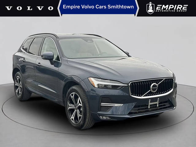 2022 Volvo XC60 Momentum AWD photo