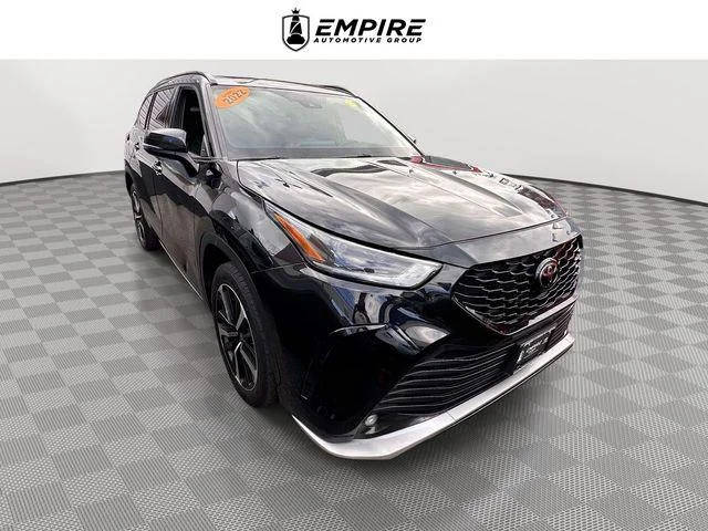 2022 Toyota Highlander XSE AWD photo