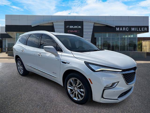 2022 Buick Enclave Avenir AWD photo