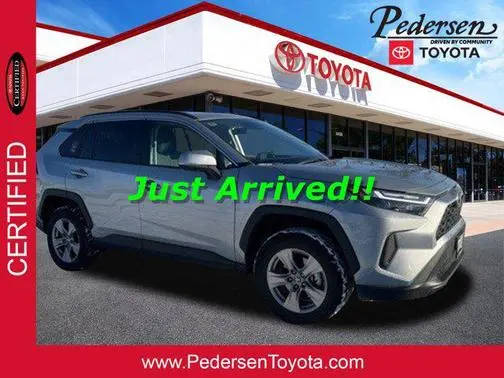 2022 Toyota RAV4 Hybrid XLE AWD photo