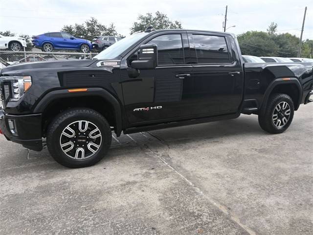 2022 GMC Sierra 2500HD AT4 4WD photo