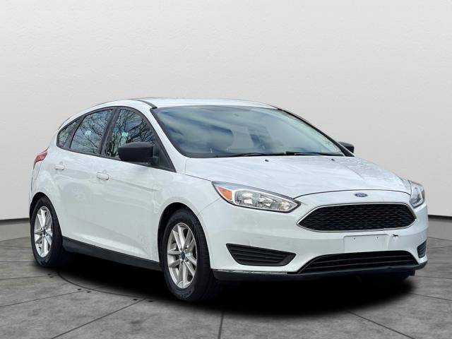 2016 Ford Focus SE FWD photo