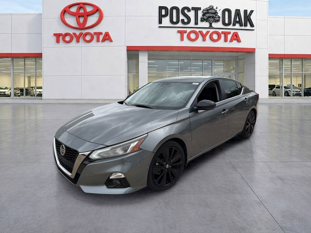 2022 Nissan Altima 2.5 SR FWD photo