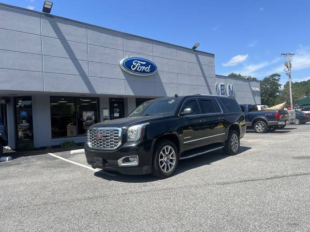 2020 GMC Yukon XL Denali 4WD photo