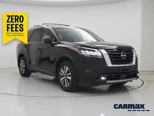 2022 Nissan Pathfinder SL FWD photo
