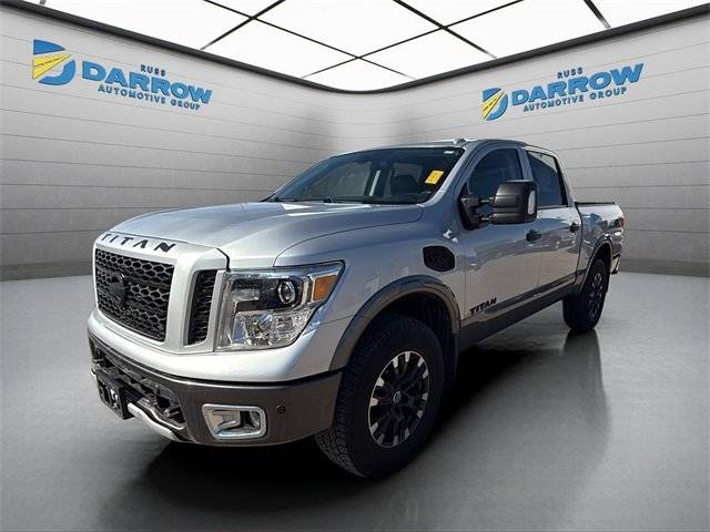 2017 Nissan Titan PRO-4X 4WD photo