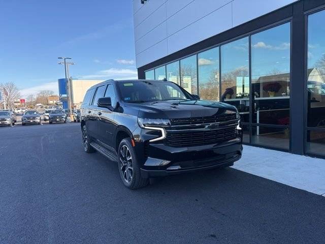 2022 Chevrolet Suburban RST 4WD photo