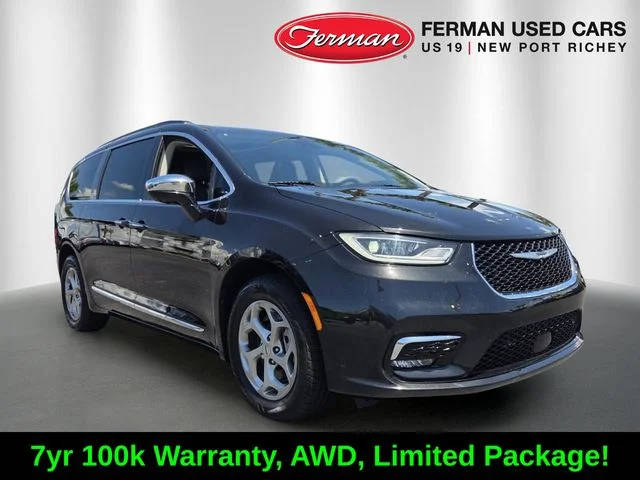 2022 Chrysler Pacifica Minivan Limited AWD photo