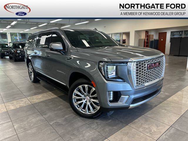2022 GMC Yukon XL Denali 4WD photo