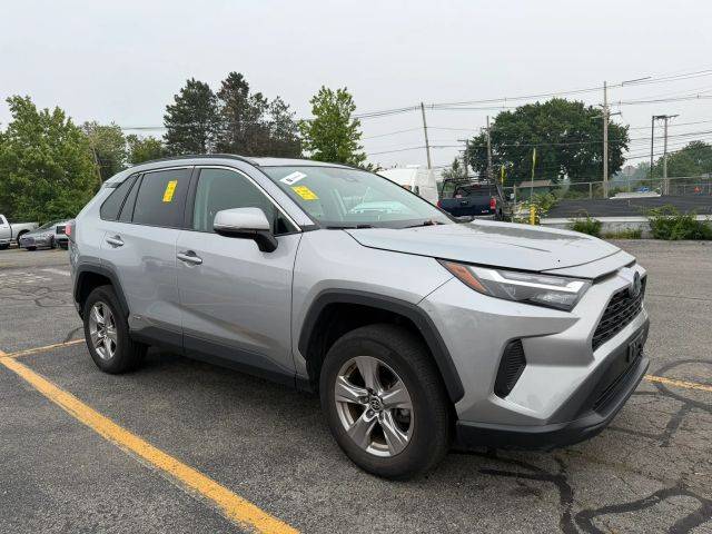 2022 Toyota RAV4 Hybrid XLE AWD photo