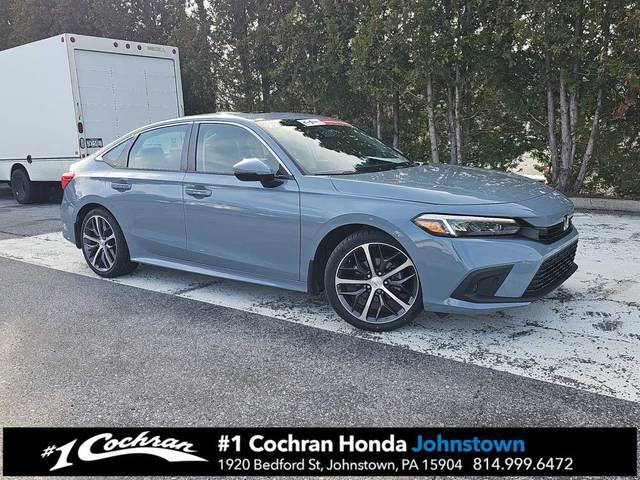 2022 Honda Civic Touring FWD photo