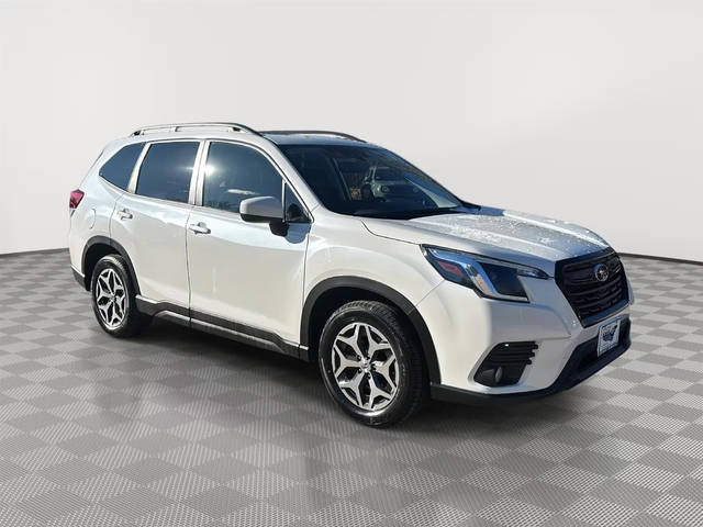 2022 Subaru Forester Premium AWD photo