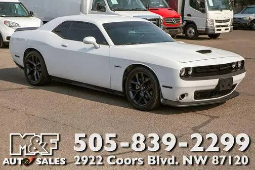 2022 Dodge Challenger R/T RWD photo
