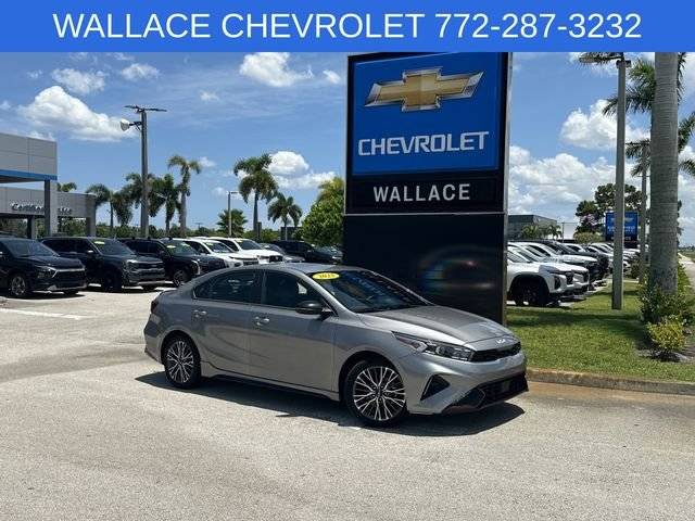 2022 Kia Forte GT-Line FWD photo
