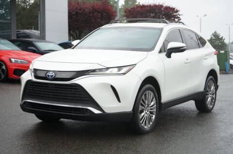 2022 Toyota Venza XLE AWD photo