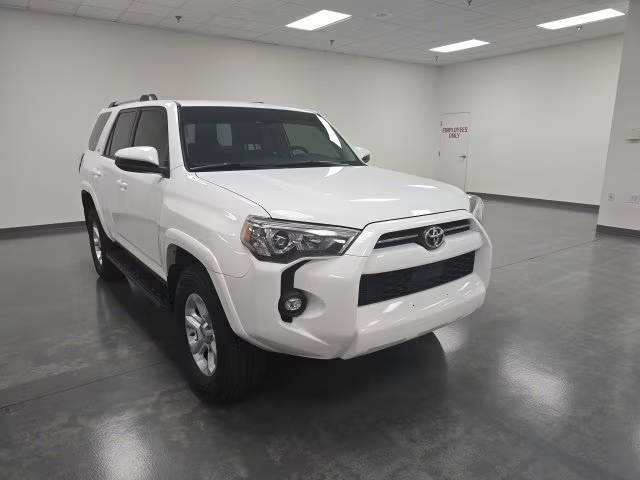 2021 Toyota 4Runner SR5 4WD photo