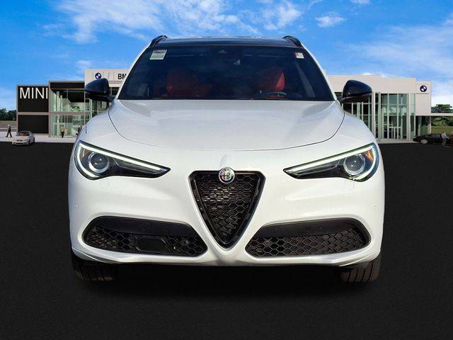 2022 Alfa Romeo Stelvio Veloce AWD photo